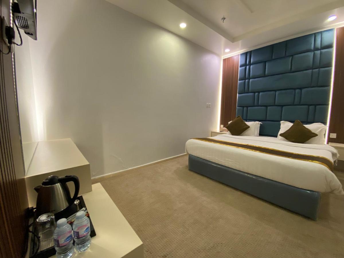Areen Al Basateen Hotel Jeddah Bagian luar foto