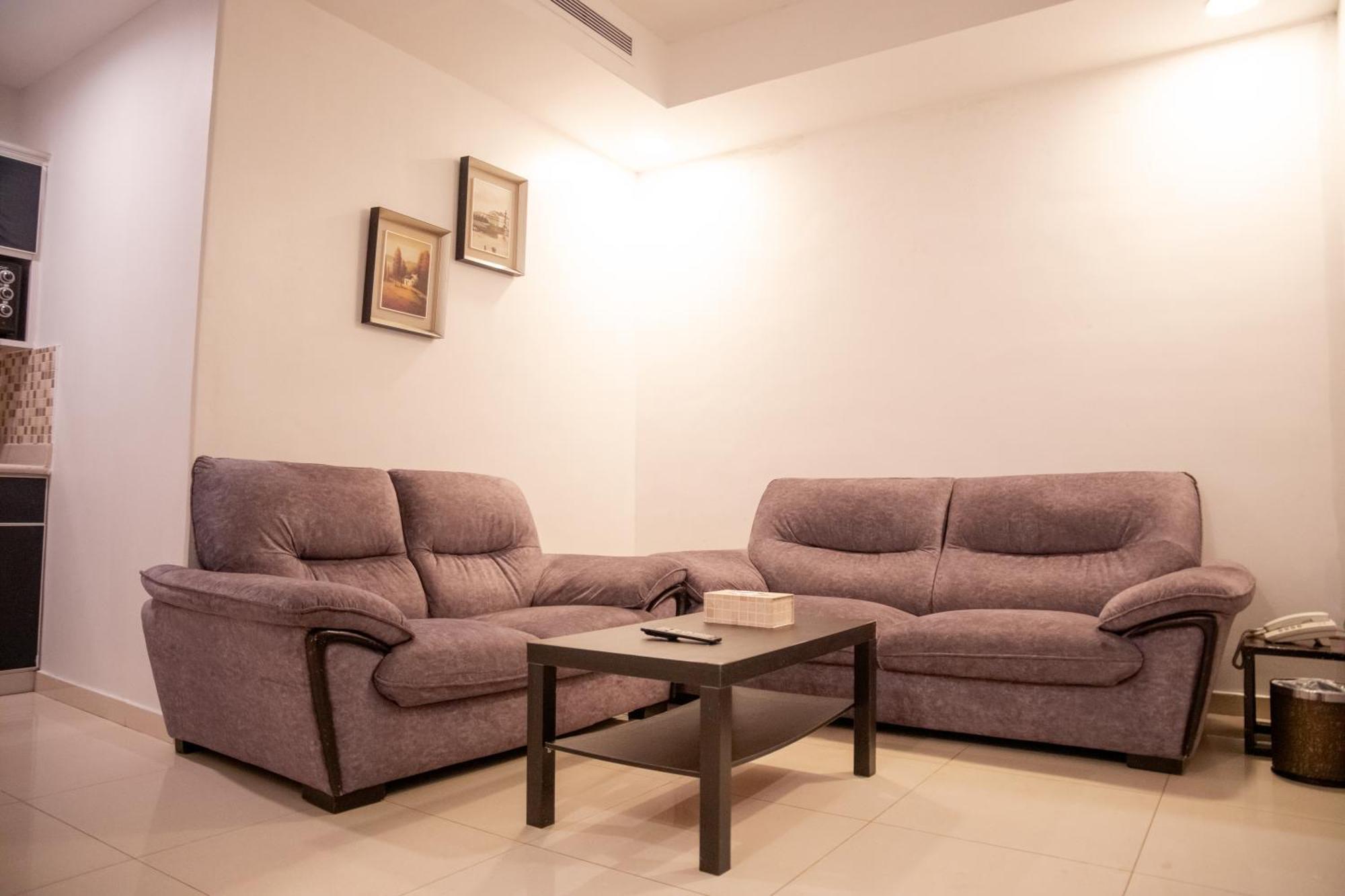 Areen Al Basateen Hotel Jeddah Bagian luar foto
