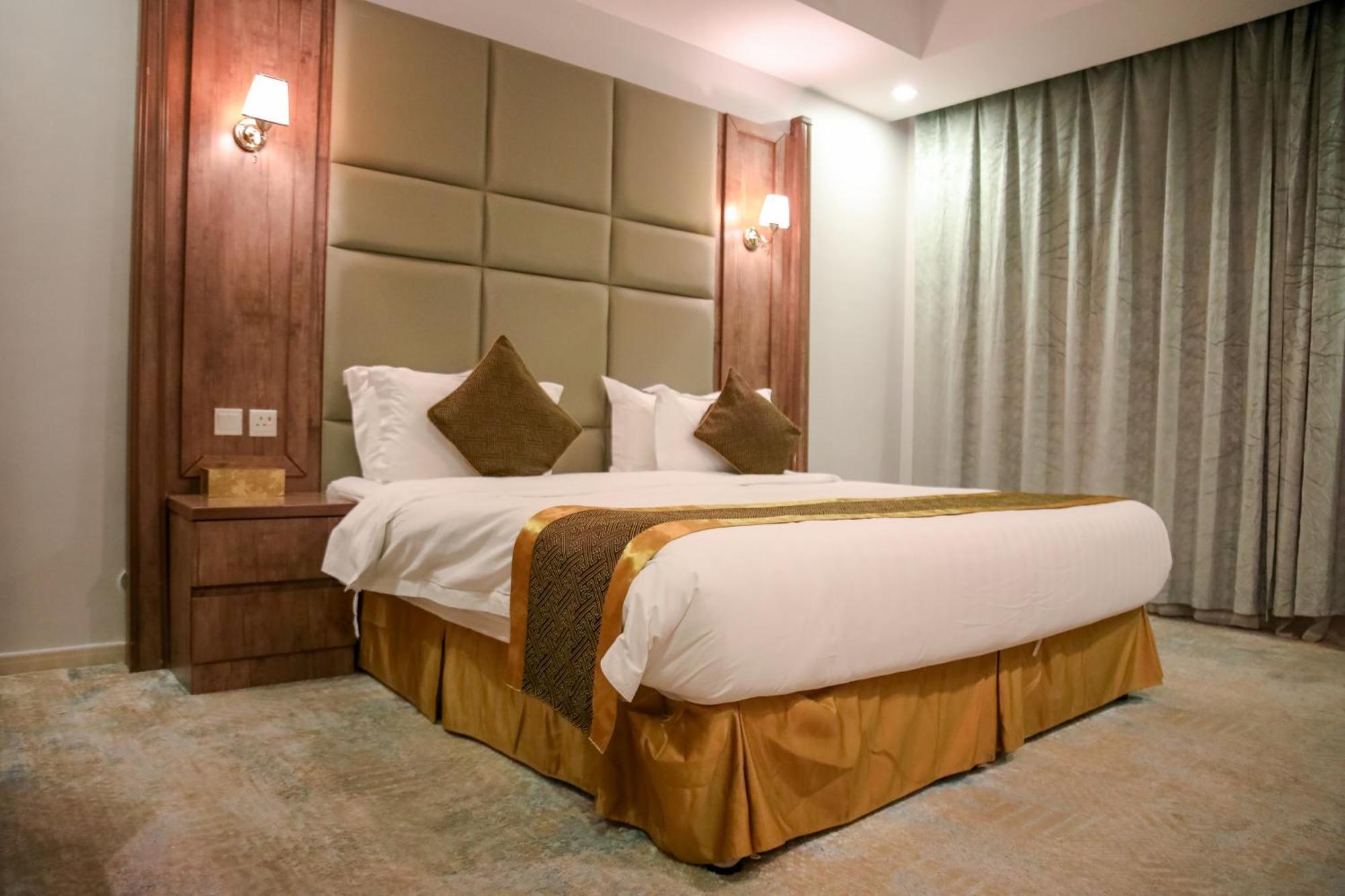 Areen Al Basateen Hotel Jeddah Bagian luar foto