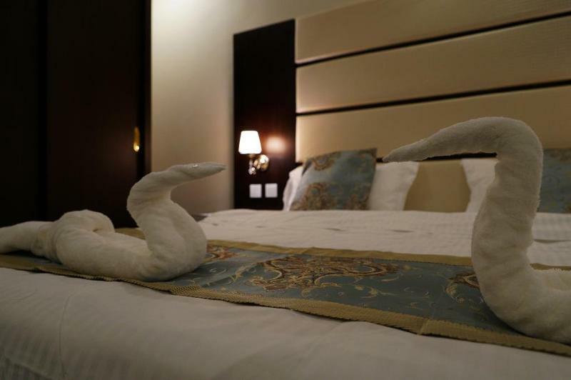 Areen Al Basateen Hotel Jeddah Bagian luar foto
